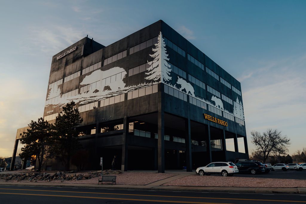 5353 W Dartmouth Ave.